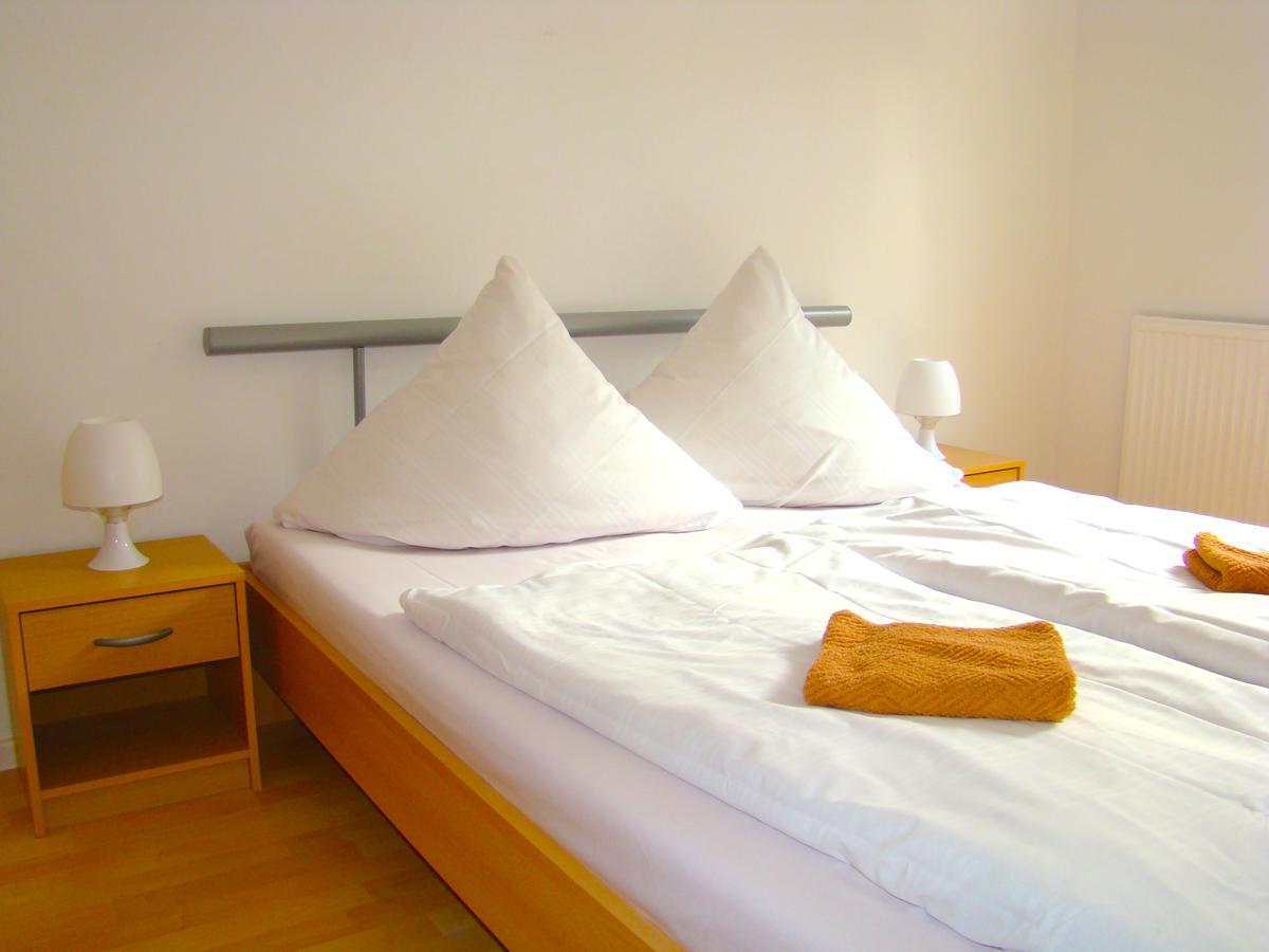 Rooms & Apartments Near Zoologischer Garten Berlin Luaran gambar